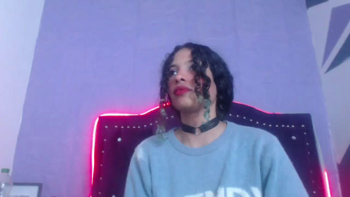petite-ariana