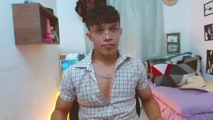 lucas-luxx