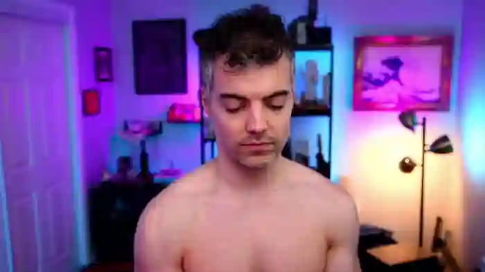 2025/08/21/flirt4free-max-hughes-01-20-16