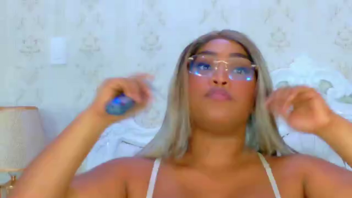 tianah-glow