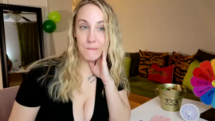 zoey-evans