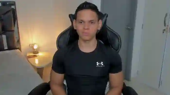 2025/08/23/flirt4free-stefan-lennox-15-03-39