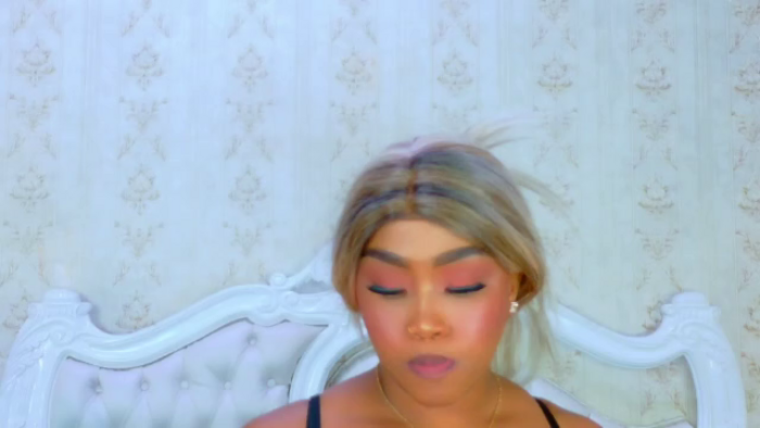 tianah-glow