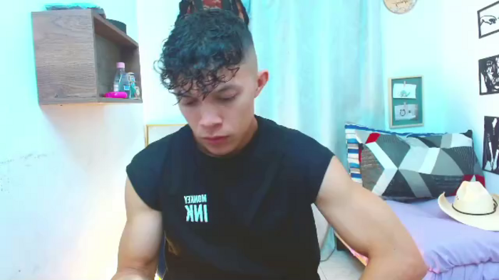 lucas-luxx