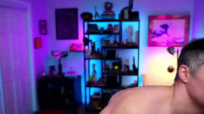 2025/08/24/flirt4free-max-hughes-05-12-31