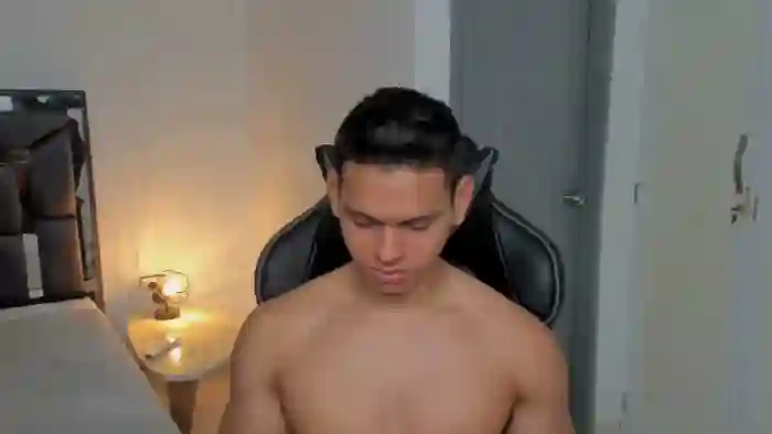 2025/08/24/flirt4free-stefan-lennox-16-11-10