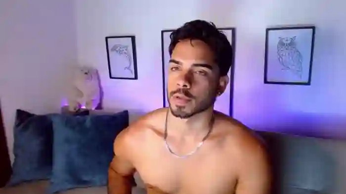 2025/08/25/flirt4free-thomas-spellman-02-22-41