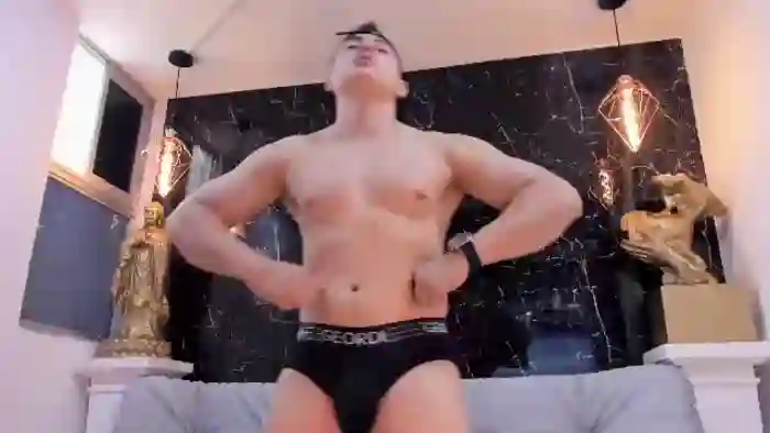 2025/08/26/flirt4free-zack-mill-21-47-01