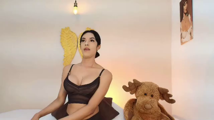 salome-collins