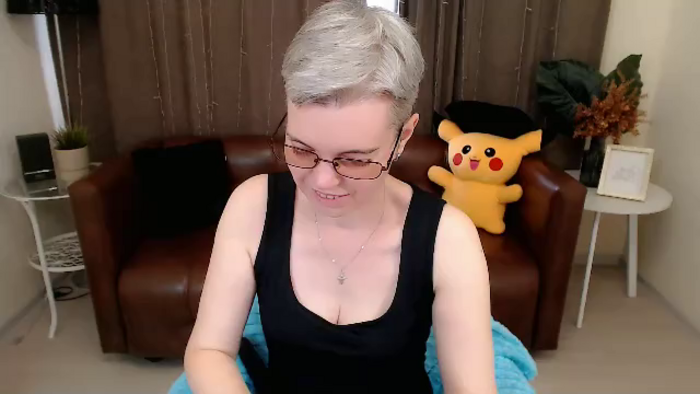 erikaa-cutie