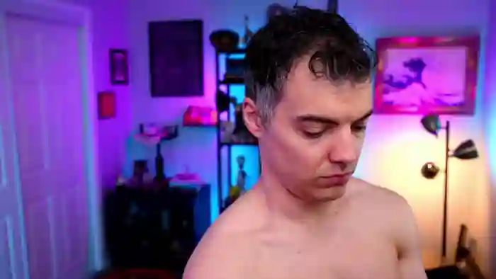 2025/08/29/flirt4free-max-hughes-00-47-31