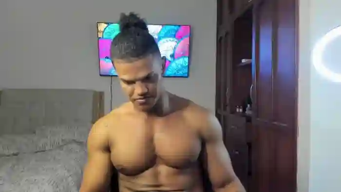 2025/08/30/flirt4free-tyga-fit-03-01-18