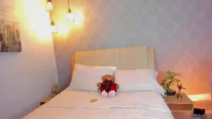 2025/08/31/flirt4free-katt-souza-06-05-49