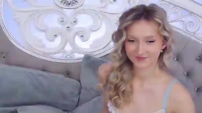 2025/08/31/flirt4free-mia-nix-05-04-19