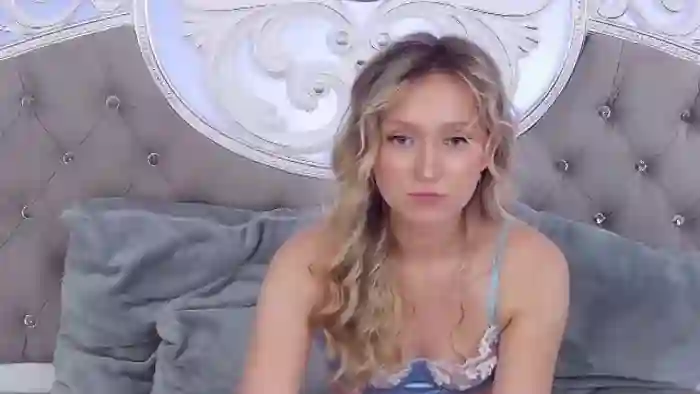 2025/08/31/flirt4free-mia-nix-09-52-37