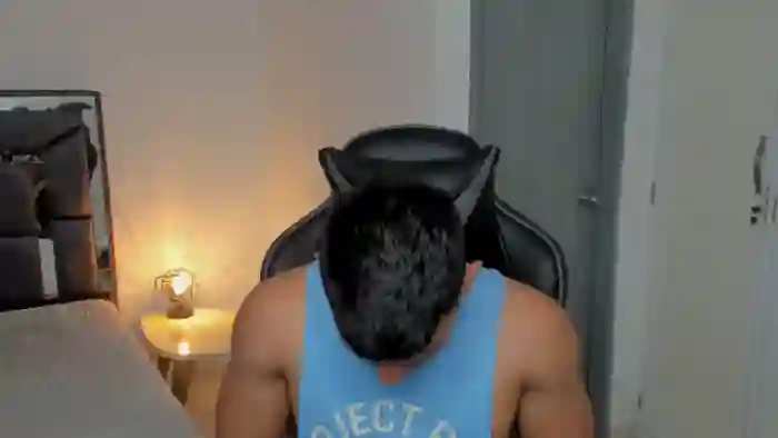 2025/08/31/flirt4free-stefan-lennox-13-37-16