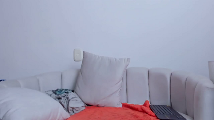 luigi-white