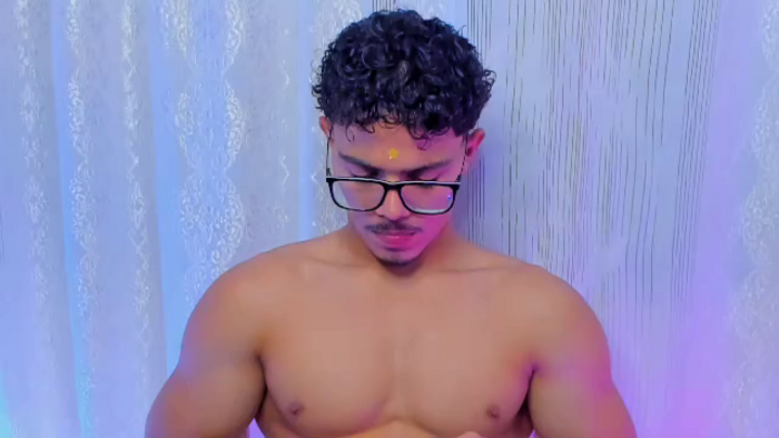 travis-lewis