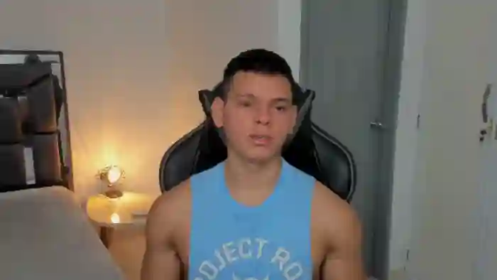 2025/09/04/flirt4free-stefan-lennox-11-03-39