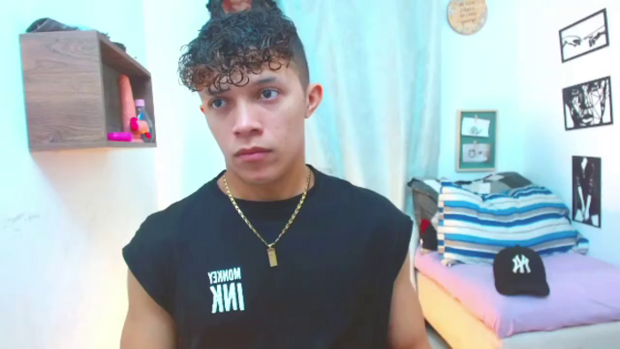 lucas-luxx