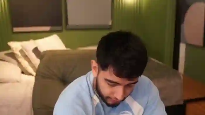 2025/09/05/flirt4free-nick-vans-15-49-07