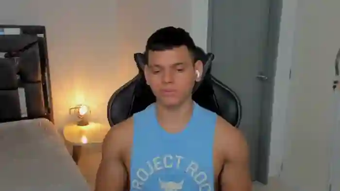 2025/09/05/flirt4free-stefan-lennox-13-33-20