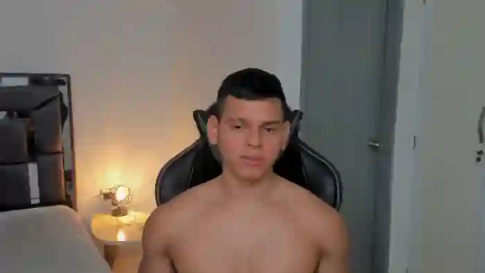 2025/09/05/flirt4free-stefan-lennox-20-57-30