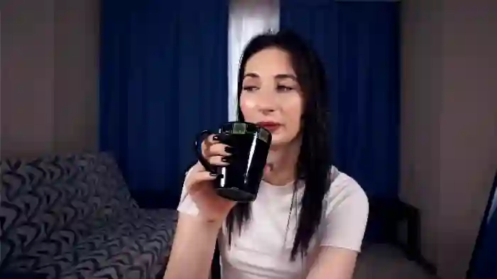 2025/09/06/flirt4free-bonnie-flynt-11-35-00