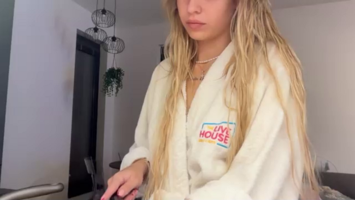 maci-reynolds