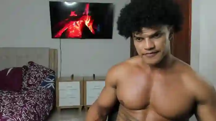 2025/09/07/flirt4free-tyga-fit-01-37-56