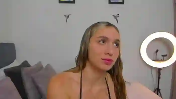 2025/09/09/flirt4free-sarah-roux-18-29-00