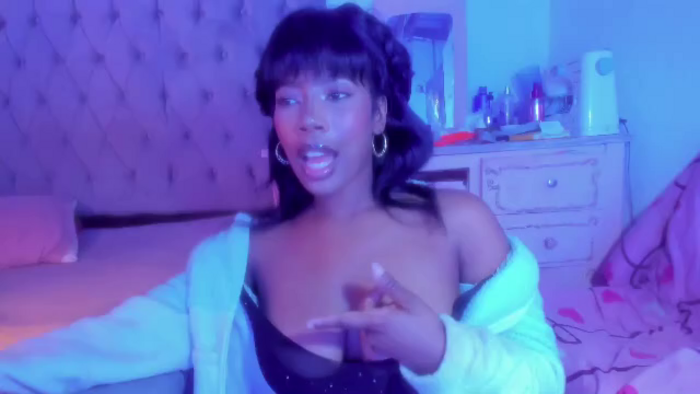 zoe-brownn