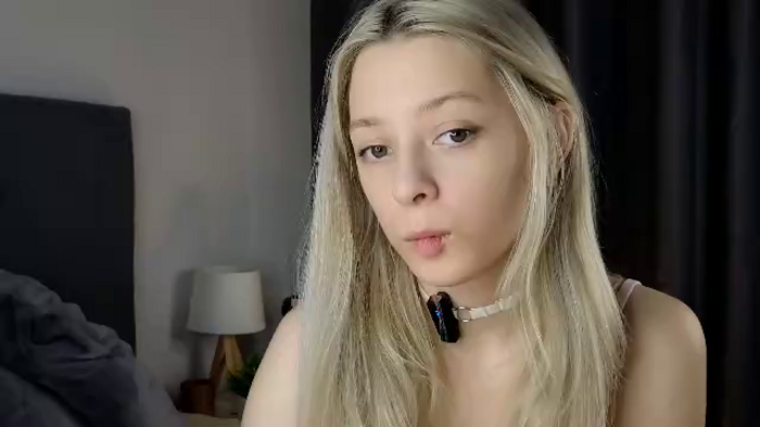 odella-curvey