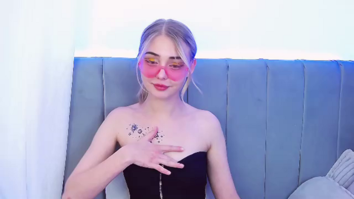 nina-elle