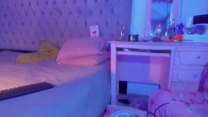 zoe-brownn