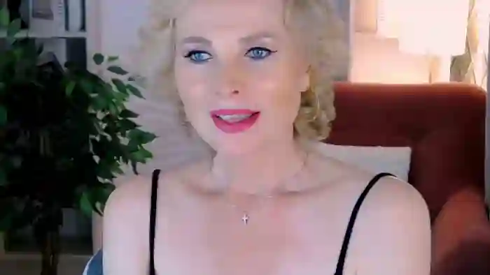 2025/09/14/flirt4free-sandra-kind-07-08-25