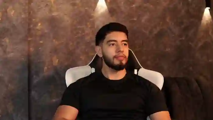 2025/09/14/flirt4free-nick-vans-15-06-31