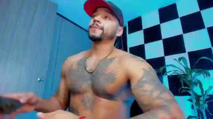 2025/09/14/flirt4free-nikola-hank-07-34-42