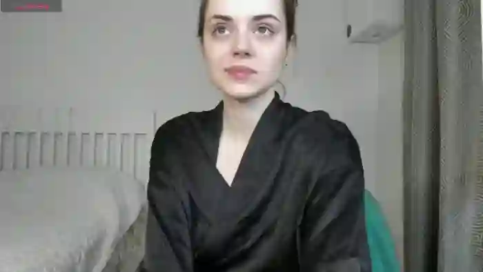 2025/09/15/flirt4free-hustle-babyy-17-11-00