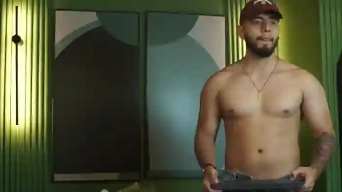 2025/09/15/flirt4free-nick-vans-15-43-55