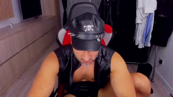 trent-macho