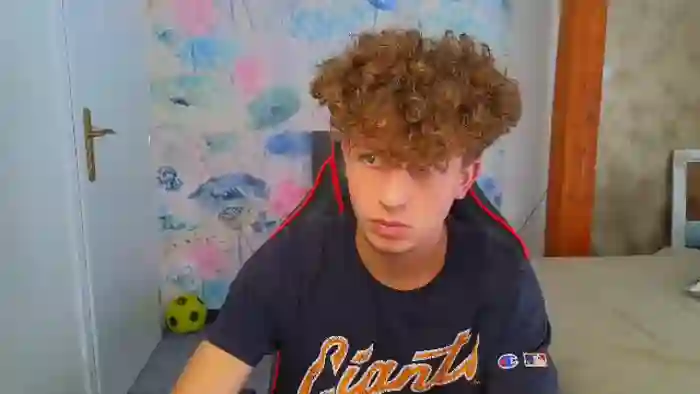 2025/09/17/flirt4free-valentin-martel-09-22-56