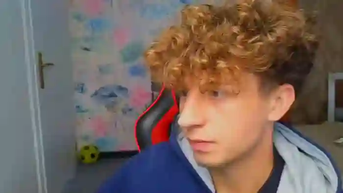 2025/09/17/flirt4free-valentin-martel-12-47-58