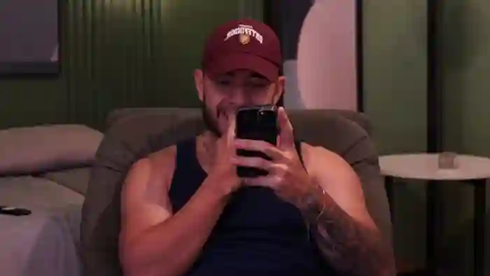 2025/09/18/flirt4free-nick-vans-17-56-43