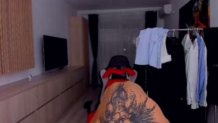 trent-macho