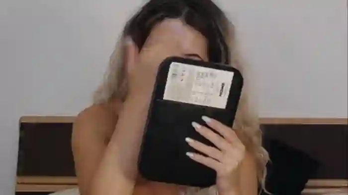 2025/09/20/flirt4free-megan-blaze-01-14-11