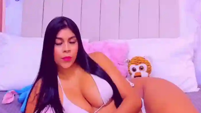 2025/09/20/flirt4free-megan-chester-22-40-30