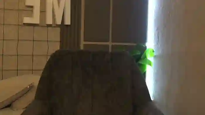 2025/09/20/flirt4free-nick-vans-18-55-43