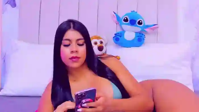 2025/09/22/flirt4free-megan-chester-22-53-47