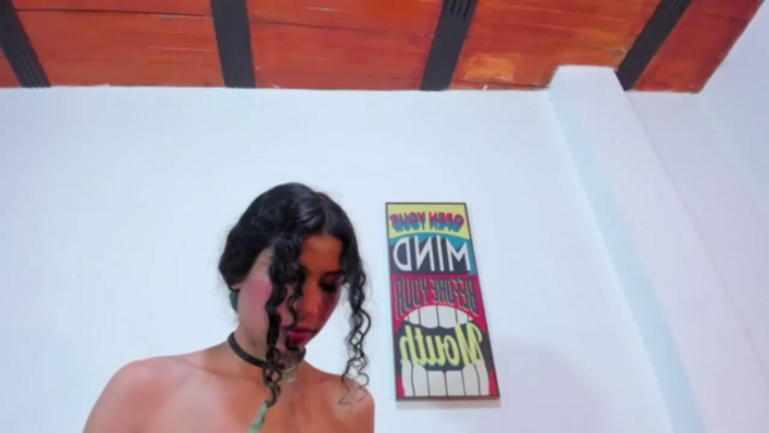 petite-ariana